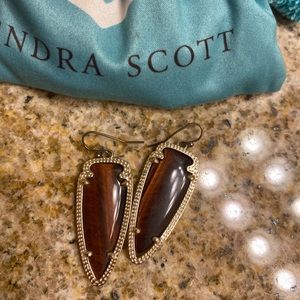 KENDRA SCOTT